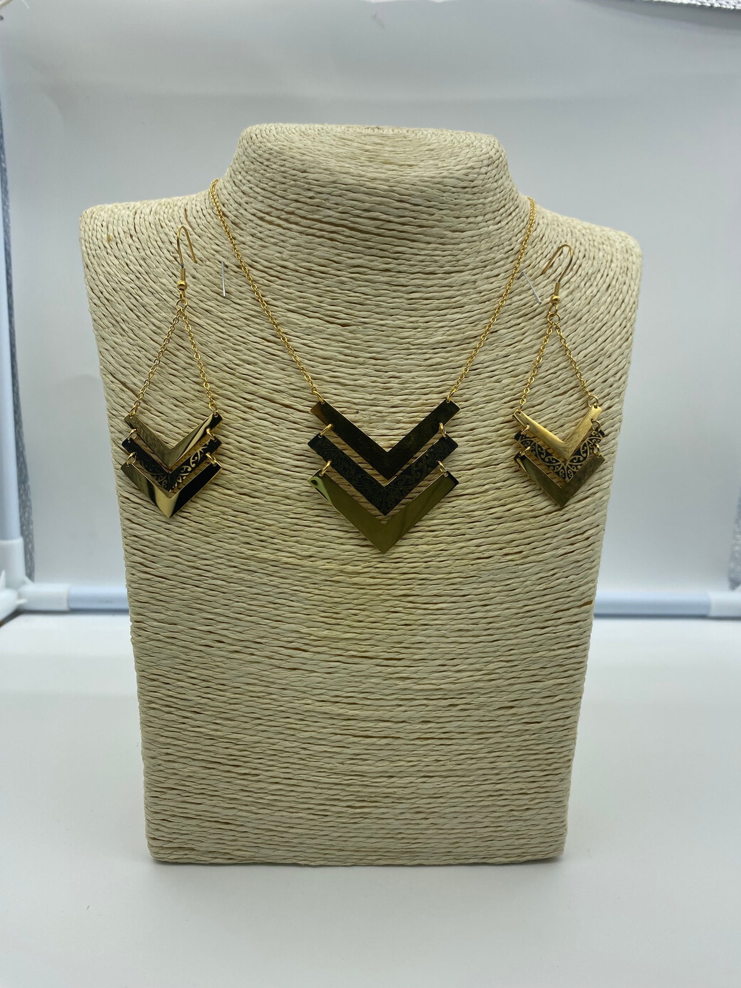 Kowhaiwhai Jewellery Set