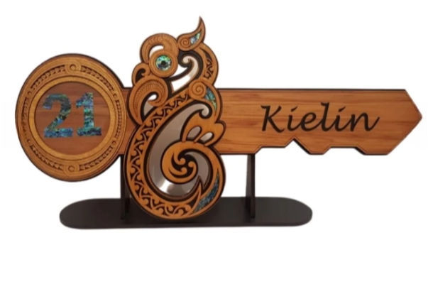 21st Celebratory Key - Manaia