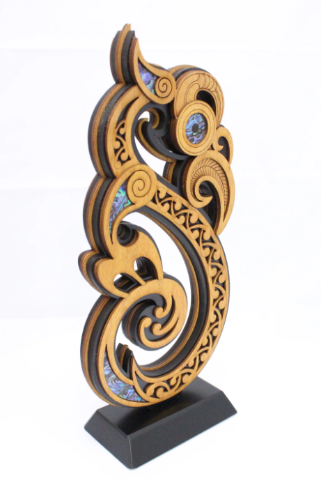 Large Freestanding Manaia