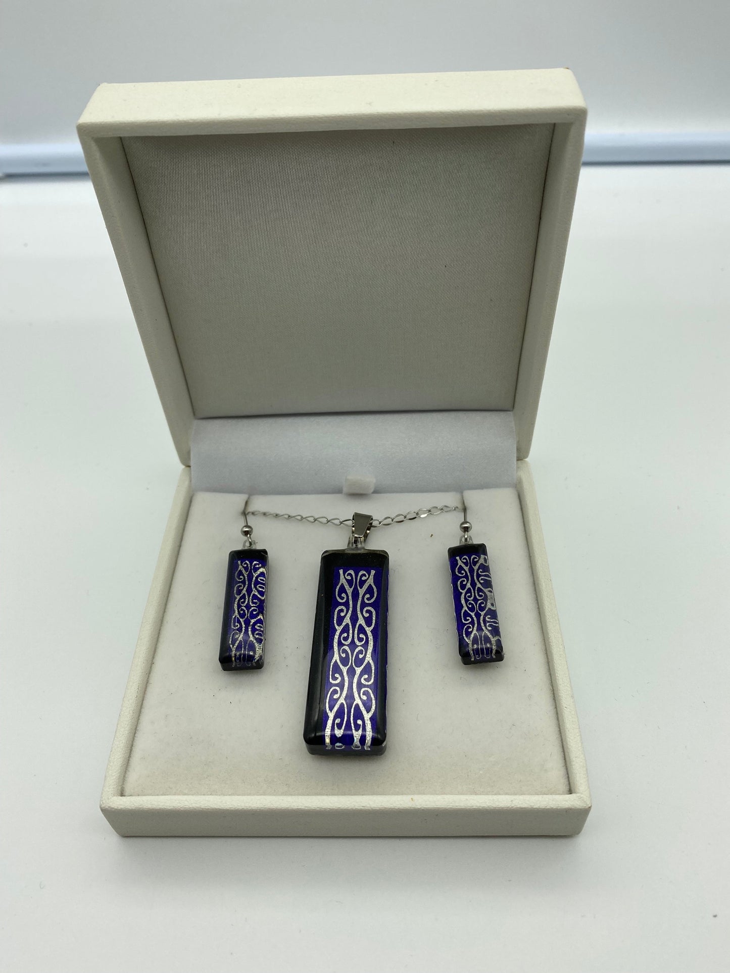 Resin Kowhaiwhai Pendant and Earring Set