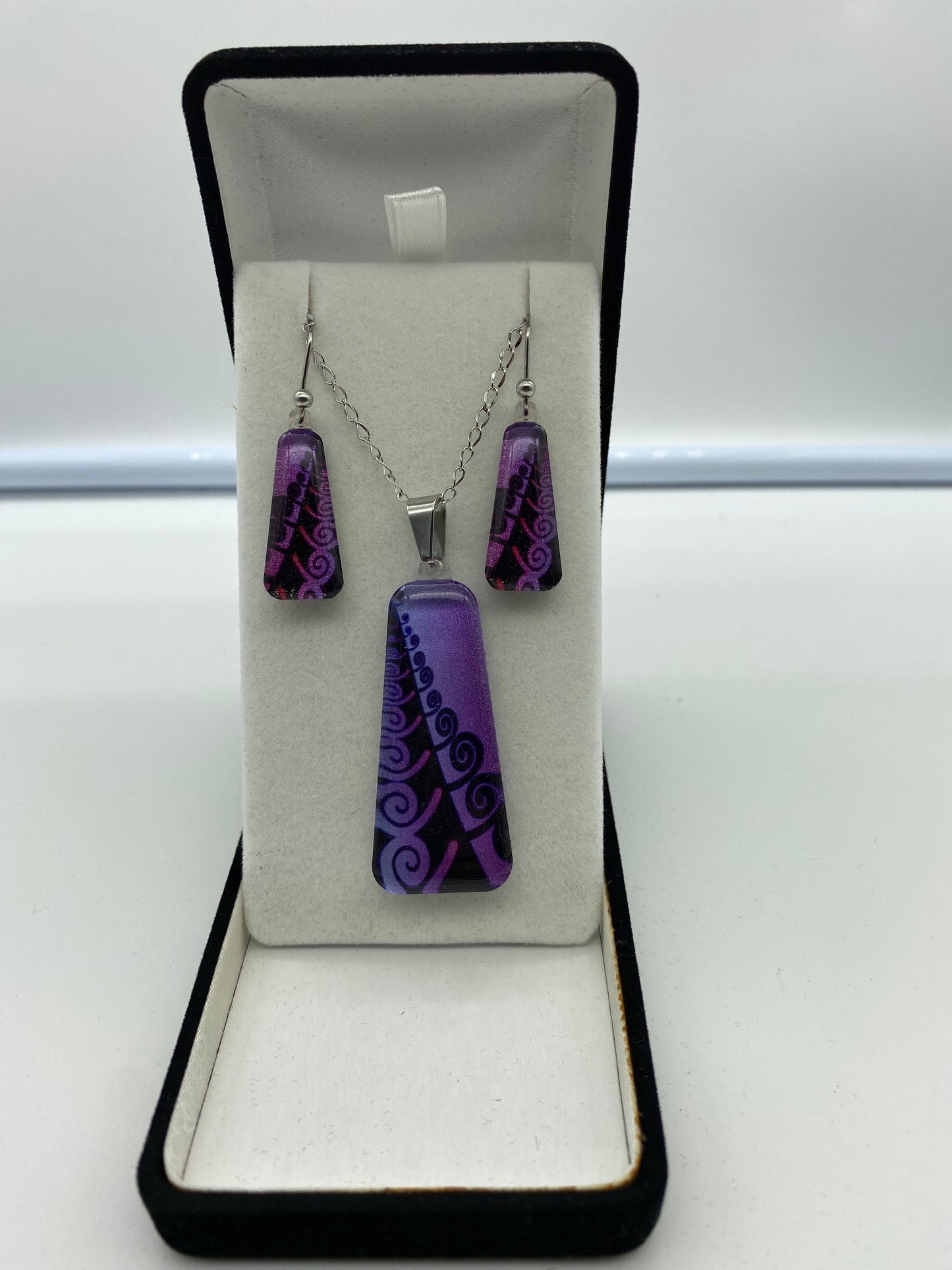 Resin Pendant and Earring Set #2