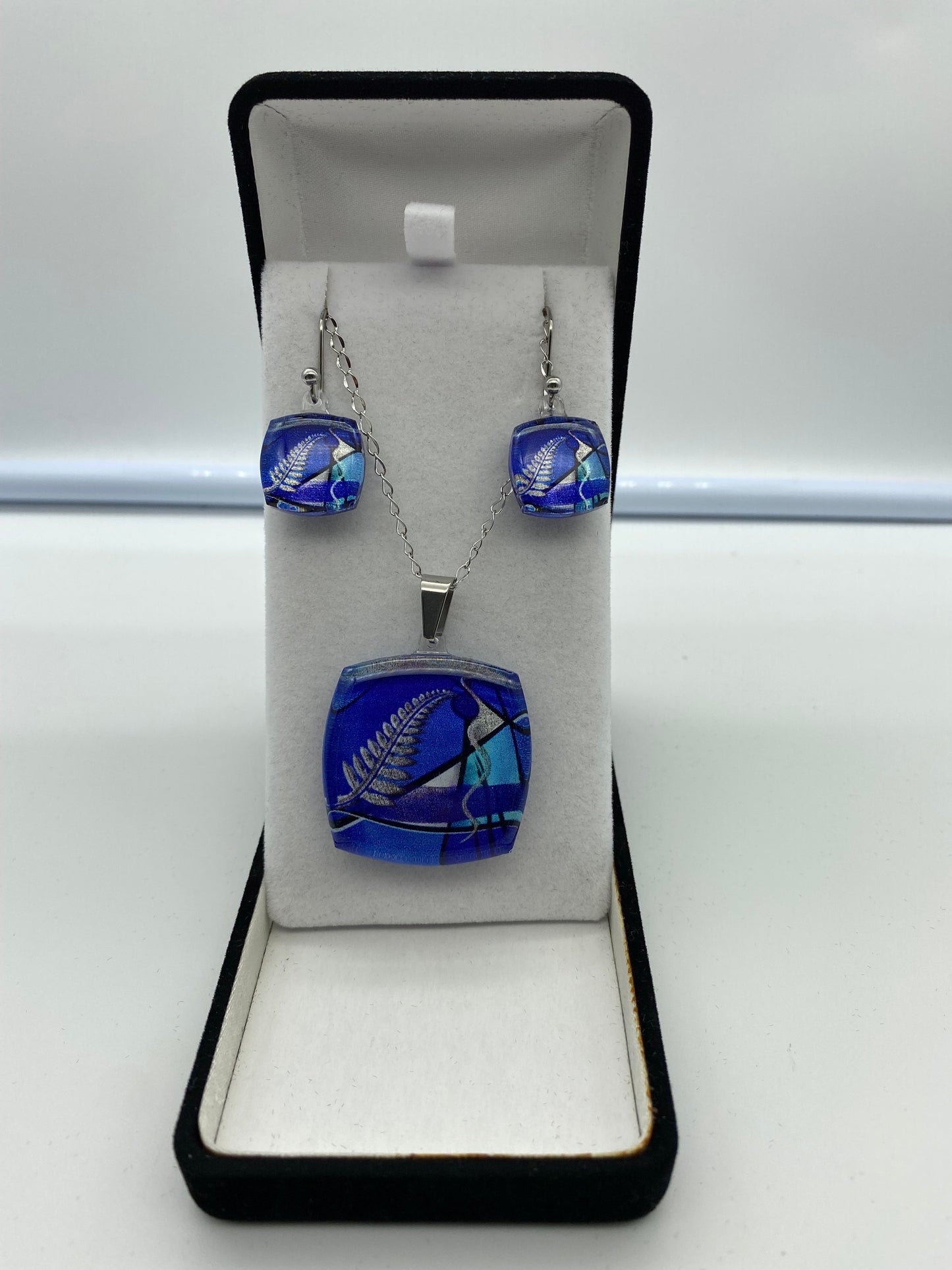 Resin Pendant and Earring Set #6