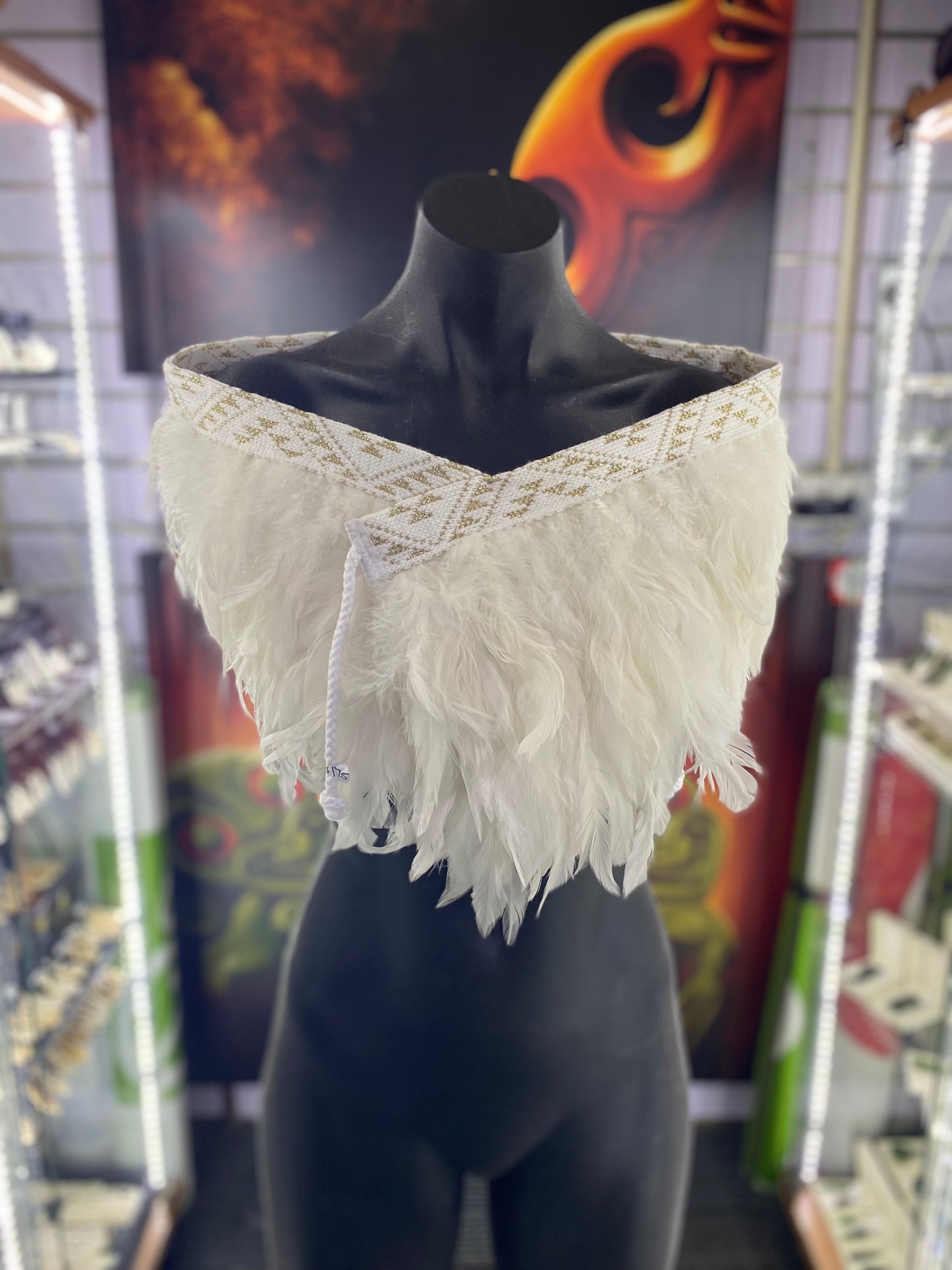 Adult Feather Kakahu Cape