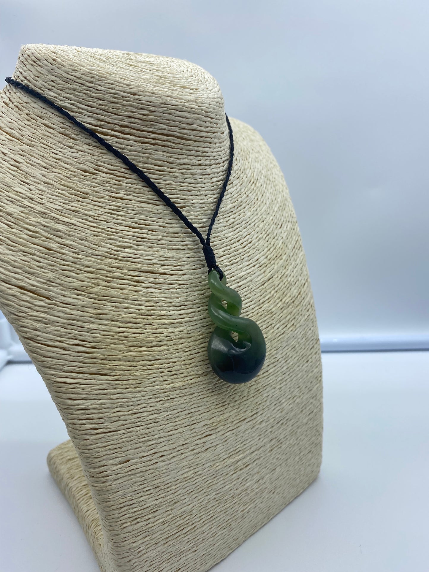 Pikorua - Pounamu